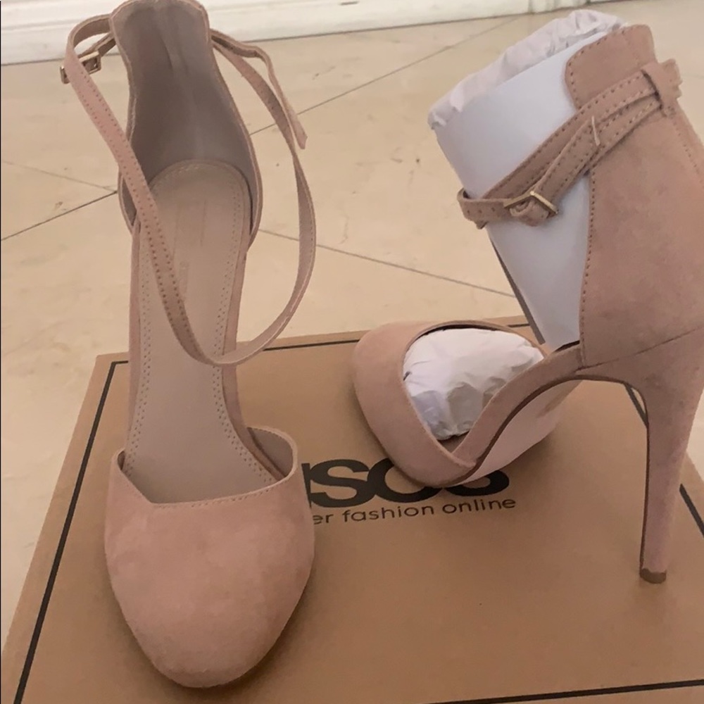 NEW Nude ASOS pumps with strap, size 9